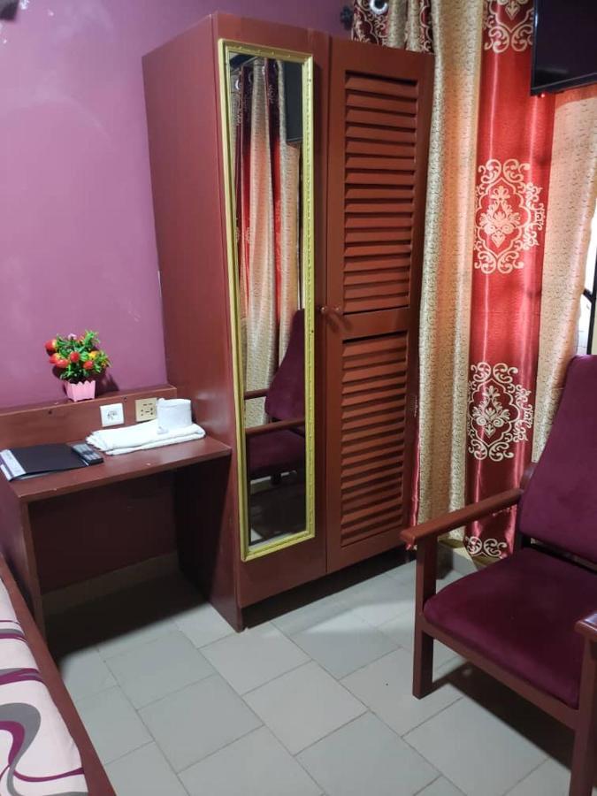 Britannia Hotel Cmr Yaoundé Exteriér fotografie