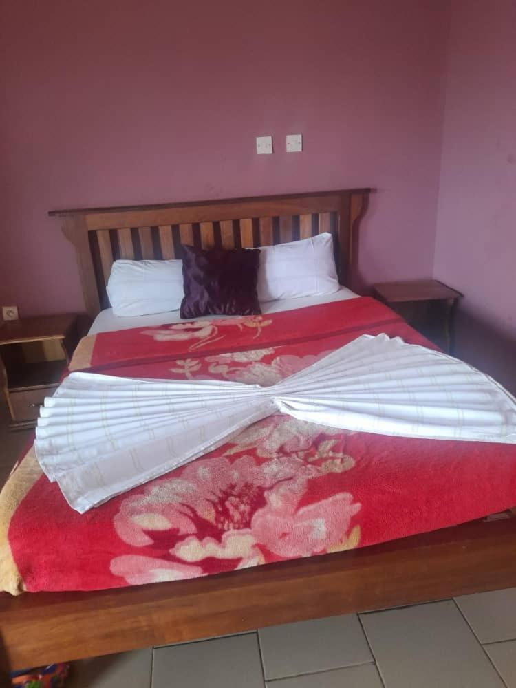 Britannia Hotel Cmr Yaoundé Exteriér fotografie